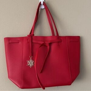 NWOT Elizabeth Arden Large Travel Vegan Pebble Leather Tote Bag